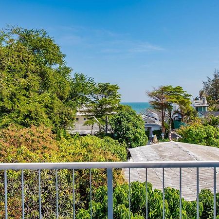 Baan Kangmung Hua Hin On The Beach Hotel Exterior photo